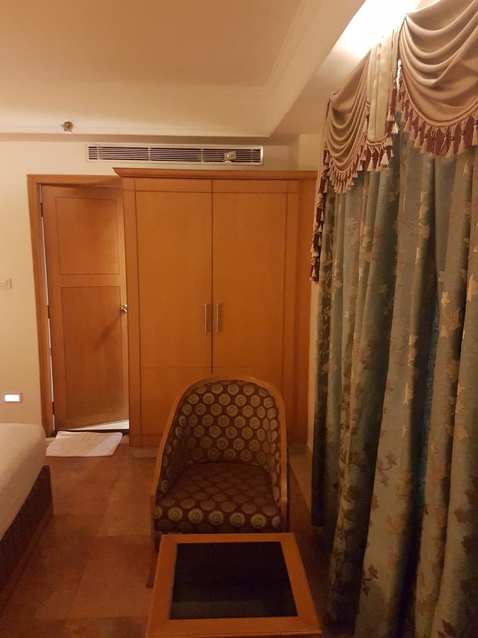 The Classik Fort Hotel Kochi Bagian luar foto